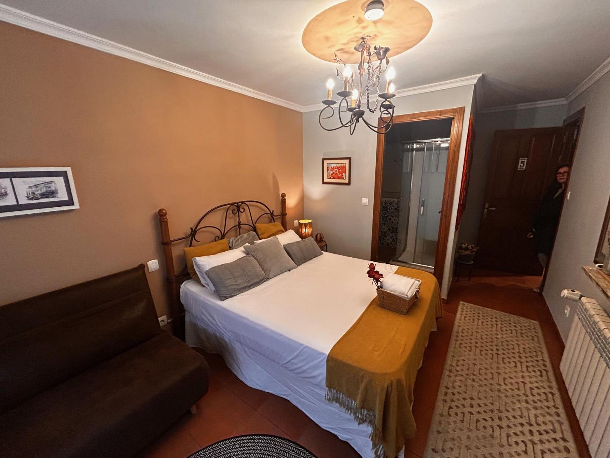 Hostal Casa San Nicolas Molinaseca Luaran gambar